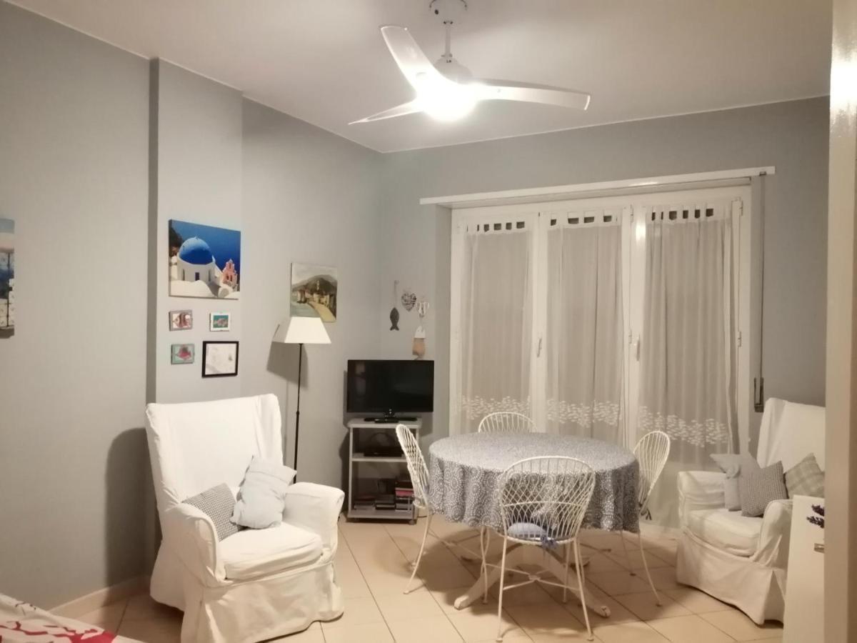 Bellavista Con Parking Privato, A Un Passo Dal Teatro Ariston Apartamento